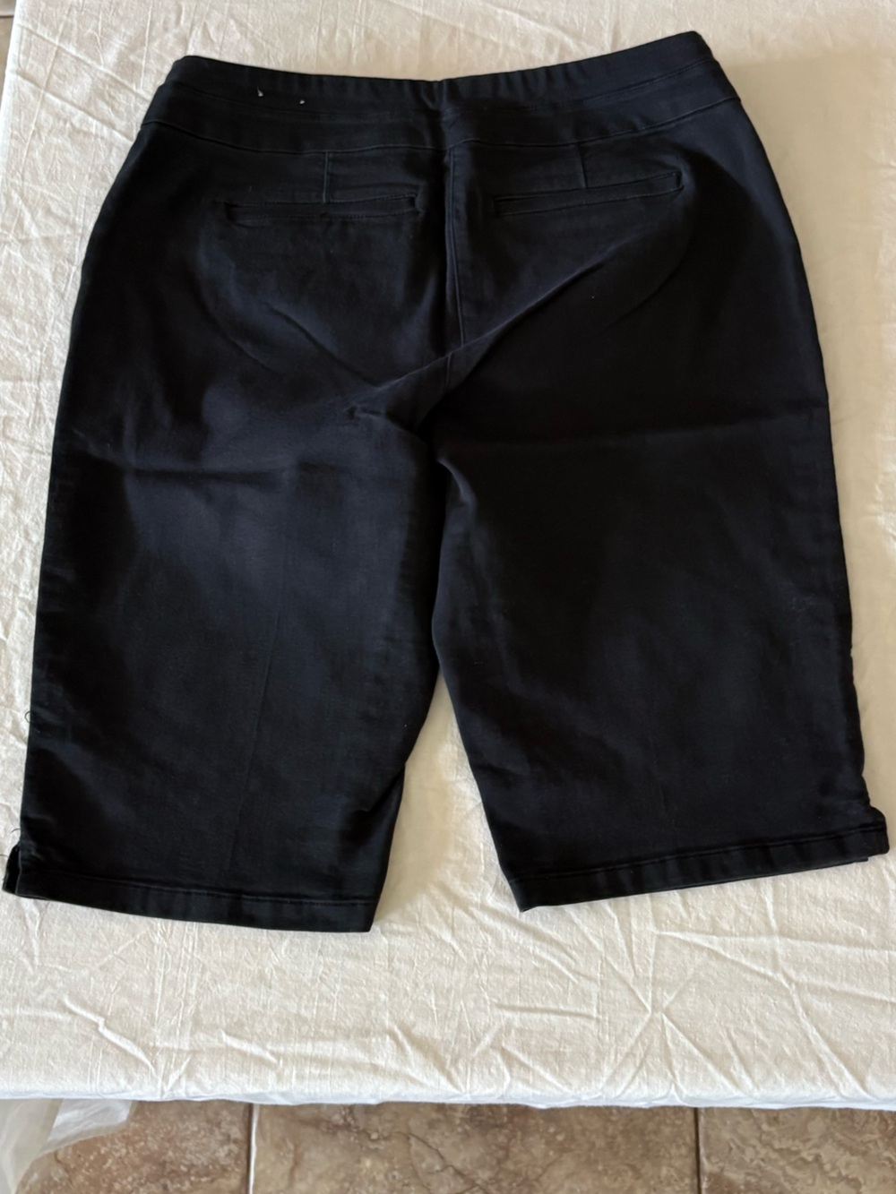Women’s Westbound Petites Black Shorts - Picture 2 of 4